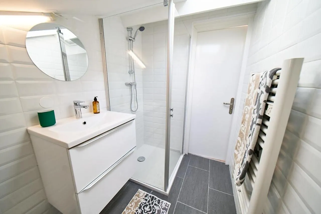 Le Salengro - Studio Cosy - Metro Charpennes Lägenhet Villeurbanne