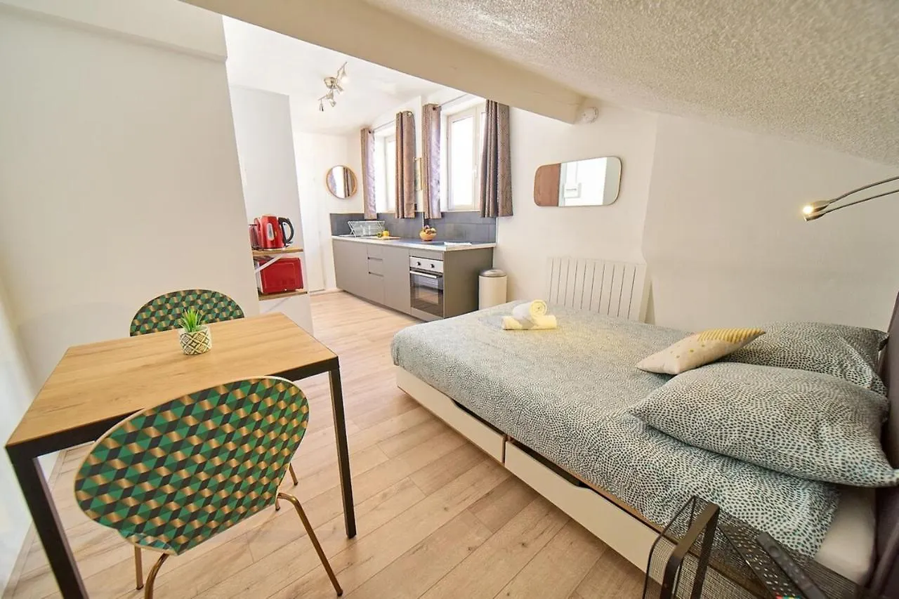 Le Salengro - Studio Cosy - Metro Charpennes Lägenhet Villeurbanne Frankrike