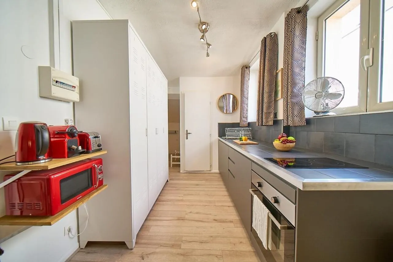 Le Salengro - Studio Cosy - Metro Charpennes Lägenhet Villeurbanne