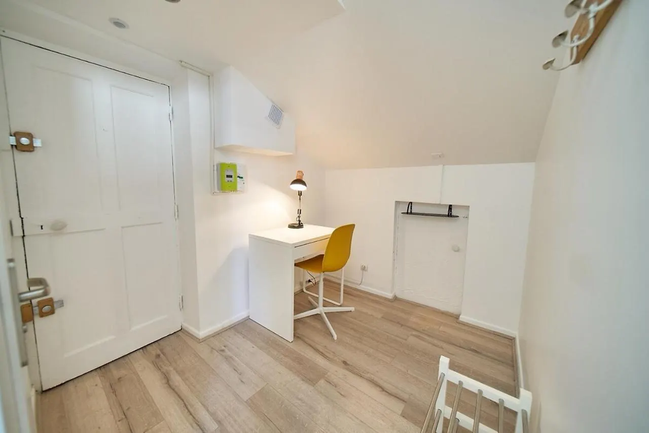 Le Salengro - Studio Cosy - Metro Charpennes Apartment Villeurbanne 0*,  France